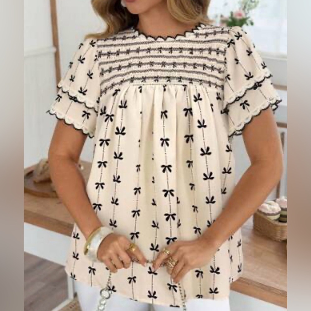 SHEIN Cream and Black Bow Kids Blouse